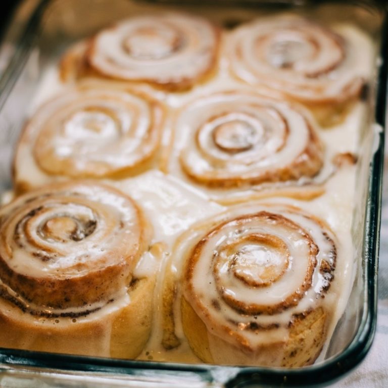 Surprisingly Easy 1-Hour Cinnamon Rolls with Vanilla Cream Cheese Frosting